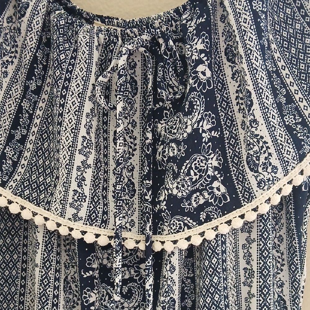 Moon Kiss Elegant Blue and White Patterned Romper Sz S - Picture 4 of 6